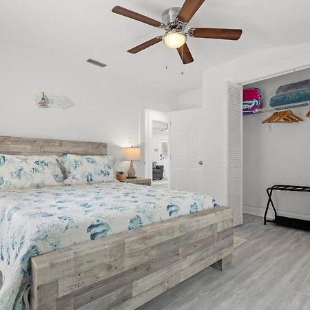 The Good Vibes Only Cottage Tampa Exterior photo